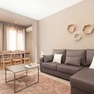 Easysleep Eixample Апартаменты